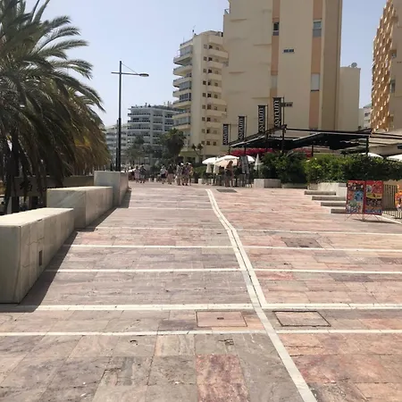 Front Line - 2 Bedroom & 2 Bathrooms Διαμέρισμα Μαρμπέλλα