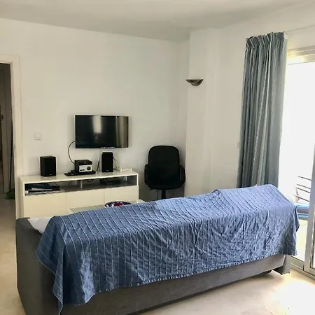 Διαμέρισμα Front Line - 2 Bedroom & 2 Bathrooms Μαρμπέλλα