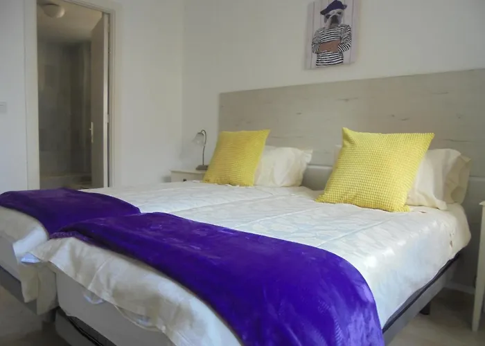 Front Line - 2 Bedroom & 2 Bathrooms * マルベーリャ