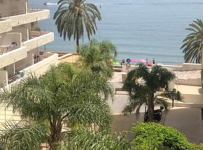 Daire Front Line - 2 Bedroom & 2 Bathrooms Marbella