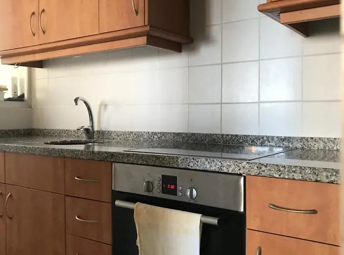 Front Line - 2 Bedroom & 2 Bathrooms Marbella